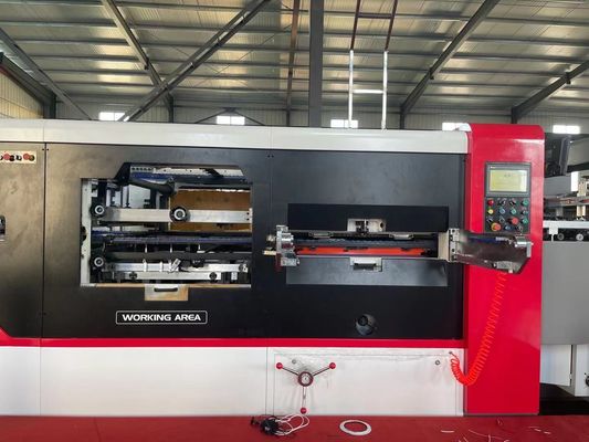 Máquina automática de corte e descascagem por pressão para fornecimento de papel de honeycomb de caixa ondulada