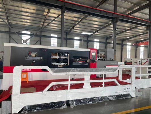 Máquina automática de corte e descascagem por pressão para fornecimento de papel de honeycomb de caixa ondulada