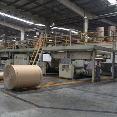 120 m/min Linha de produção automática de cartão corrugado de alta velocidade 3/5/7 camadas