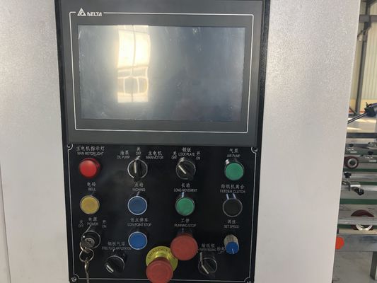 Máquina de corte automática de papelão de cama plana a descascar com descascagem 1650