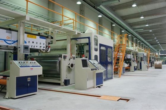 Máquina de fabricação de caixas de cartão ondulado de 5 plissas totalmente automática para material de embalagem de plástico