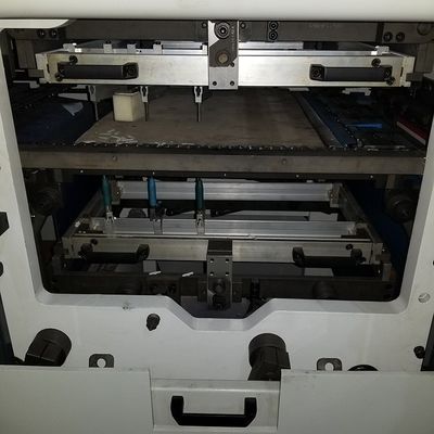 Máquina semiautomática de corte e esfoliação de embalagens de caixas de grande volume