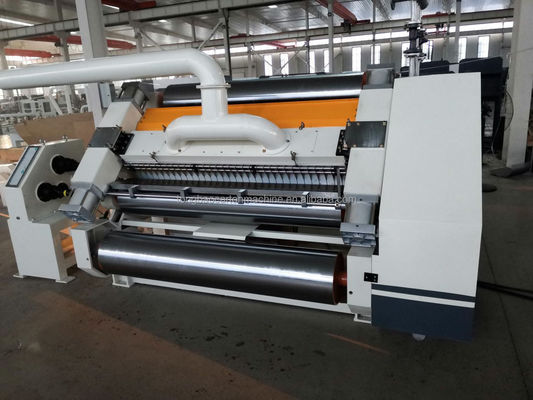 Máquina de fabricação de cartões de tipo E