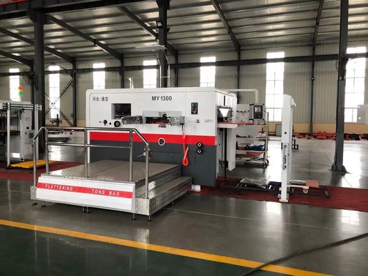 Máquina de corte a moagem de papel ondulado semiautomática de cama plana com suprimento completo de eliminação de resíduos