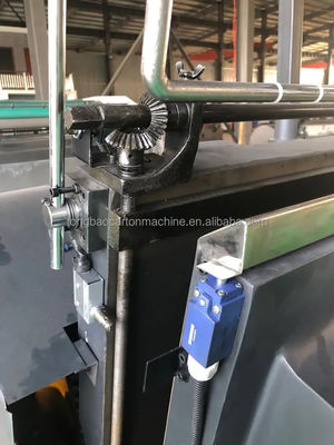 20 peças/min ML1100/1300 Máquina de corte manual a carcaça para cartão de papel