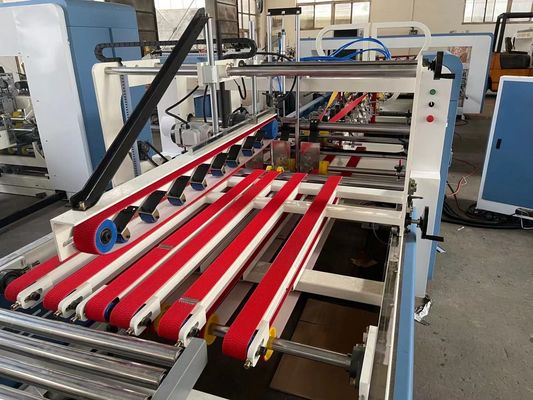 Máquina de colagem de caixas de cartão