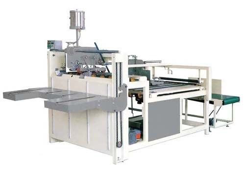 Suporte técnico de vídeo Semi-Automático Corrugado Box Folder Gluer para 1515mm Tamanho