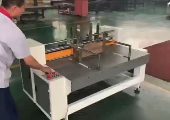 Máquina de fechar divisórias semiautomática de montagem de placas onduladas para fabricação